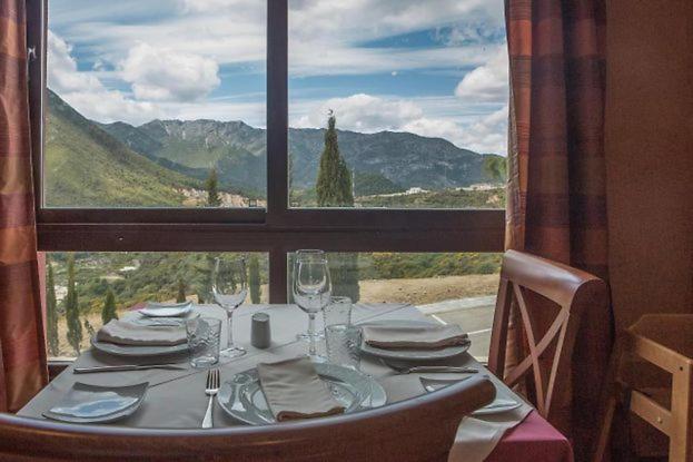 Hotel Wellness Marbella Hills أُخين المظهر الخارجي الصورة