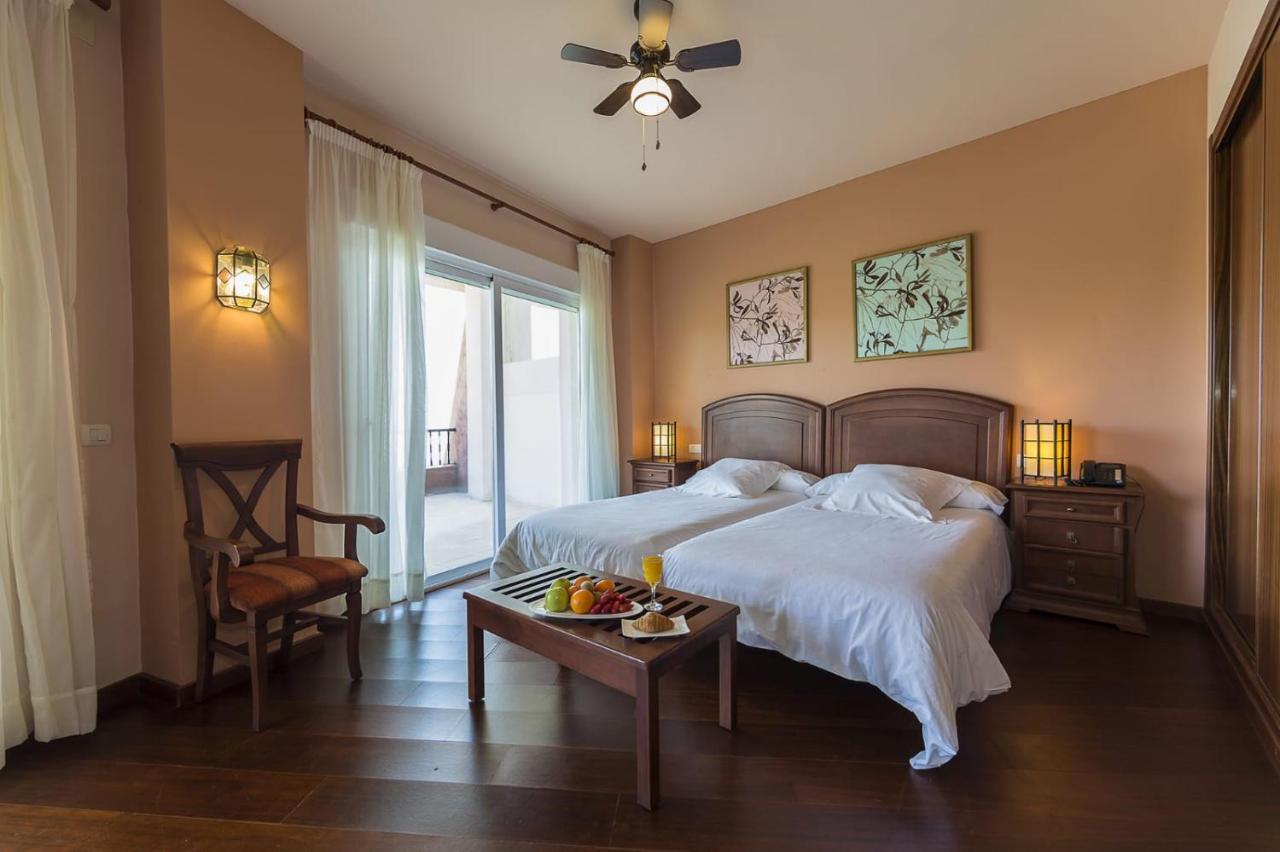 Hotel Wellness Marbella Hills أُخين المظهر الخارجي الصورة